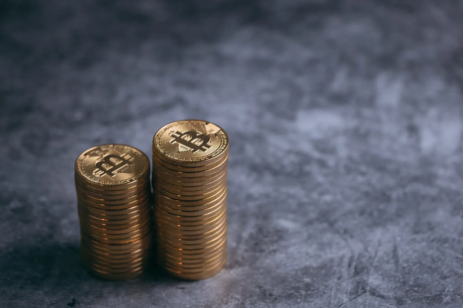 ビットコインを模したコインのイメージ